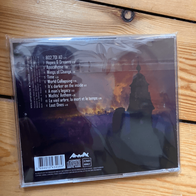 OUT OF TIME (CD)