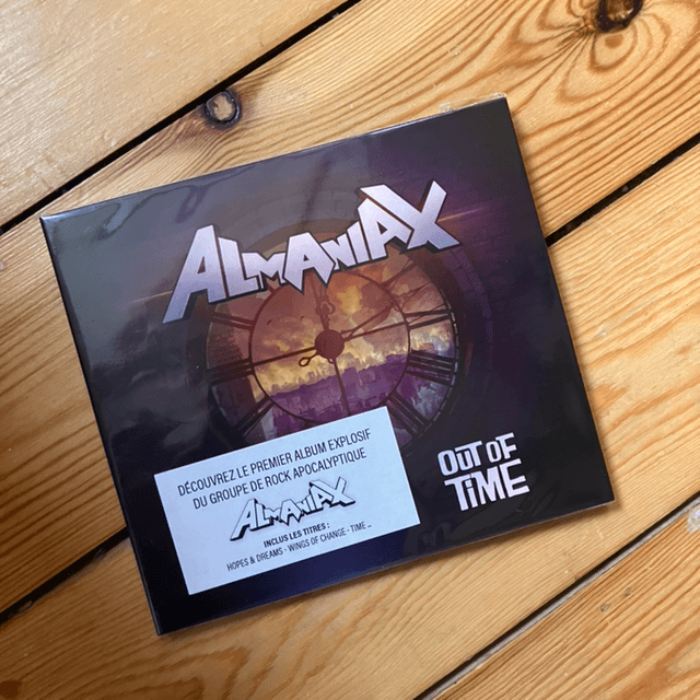 OUT OF TIME (USB DIGIPACK)